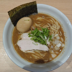 豚骨魚介らぁ麺 大盛、味玉