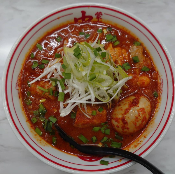 「北極プルプル 北極味玉、辛さ２倍」@蒙古タンメン 中本 市川店の写真