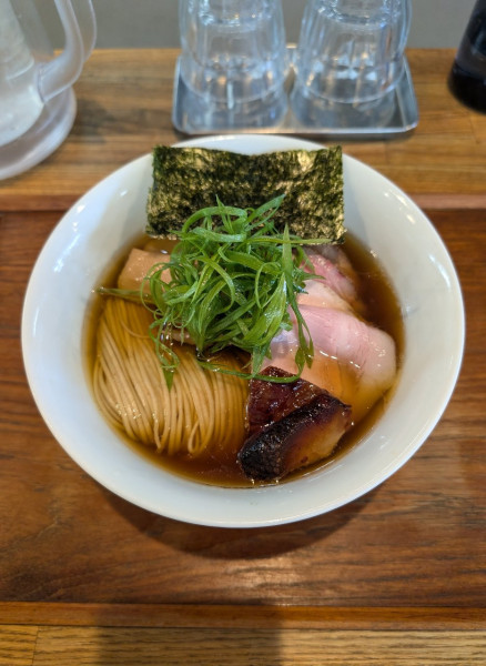 「醤油そば」@YOKOKURA STOREHOUSEの写真