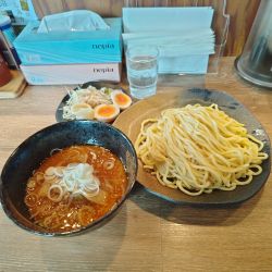 辛味みそつけ麺（中盛）＋トッピングお得な３種盛り