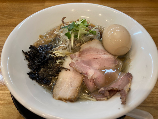 「烏賊煮干そば」@麺彩 こはねの写真