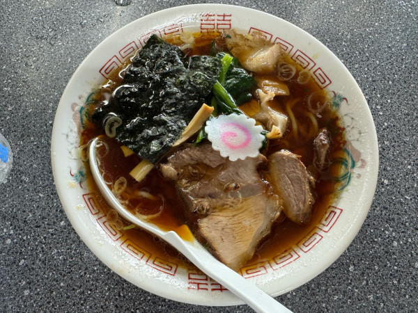 「青島ラーメン　900円」@青島食堂 南万代店の写真