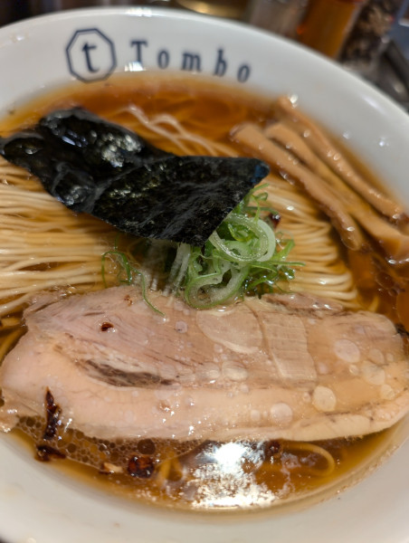 「醤油の旨味ソバ」@Tomboの写真