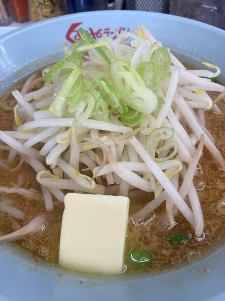 「味噌バター」@くるまやラーメン 高岡店の写真
