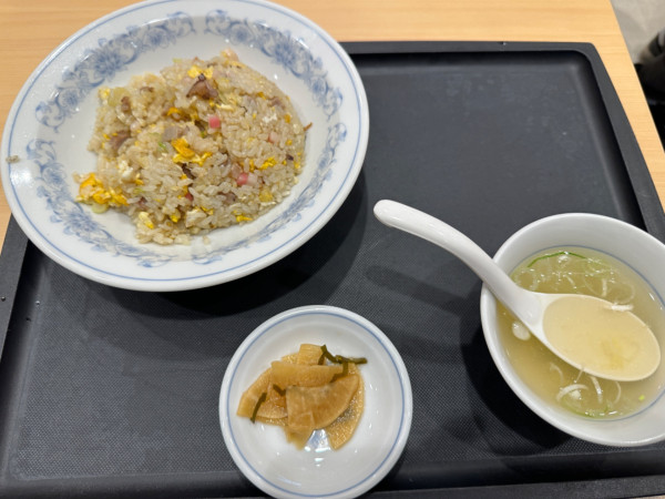 「チャーハン（並盛）550円」@ぎょうざの満洲 イーサイト高崎店の写真