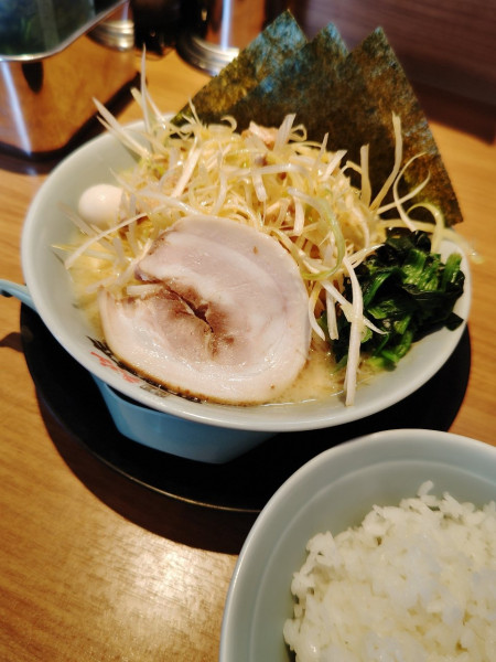 「ネギラーメン(960円)」@町田商店 武蔵村山店の写真