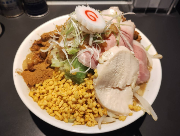 「ニボジロー（全マシ）」@煮干乱舞の写真