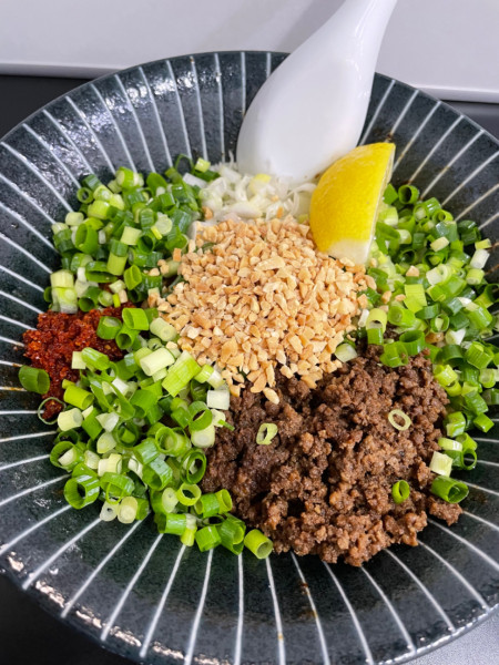 「平日限定　新担担麺」@自家製麺SHINの写真