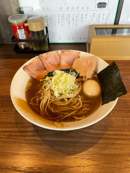 「特肉中華そば」@仙台 自家製麺 こいけ屋の写真
