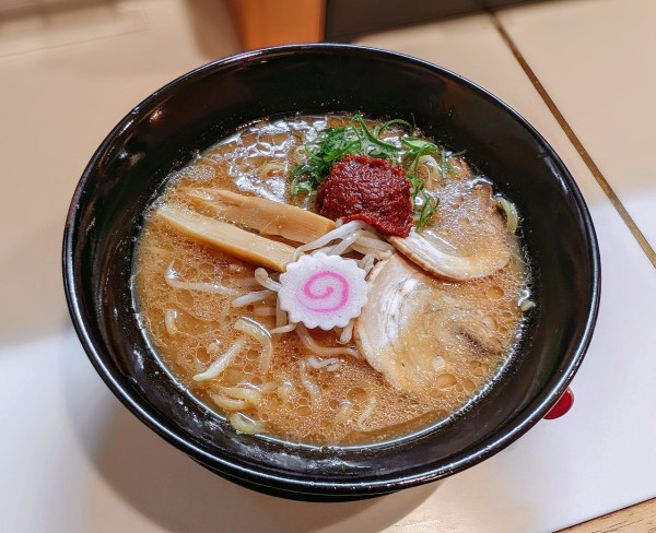 「から味噌ラーメン」@麺や一金の写真