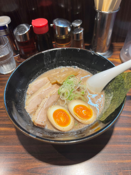 「味玉ラーメン(¥990)」@ラーメン長山の写真