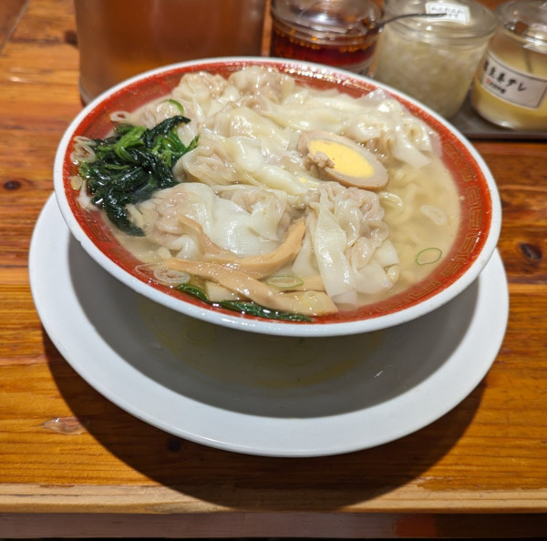 「広州わんたんめん（塩・太麺）」@広州市場 西新宿店の写真