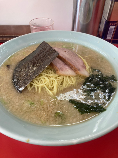 「ラーメン 中」@ラーメンショップ 寒川西店の写真