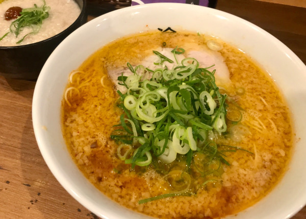 「辛にんにく麺」@らーめん一途の写真