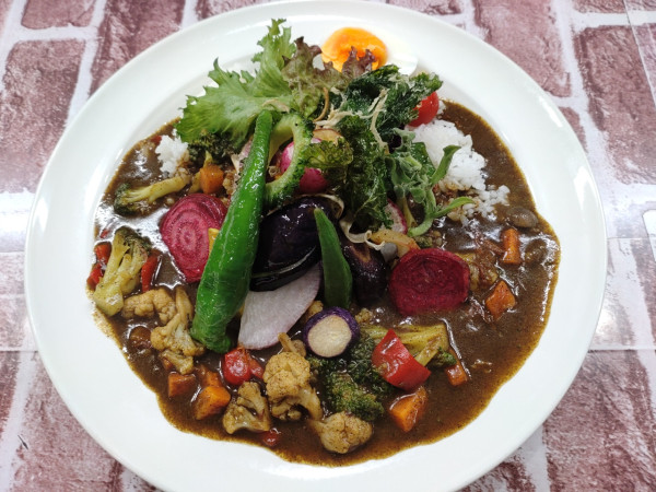 「（１０食限定）野菜カレー　１６００円」@カレーハウス・キッチンYの写真