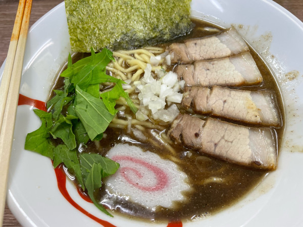 「煮干しそば」@名代らーめん 航海屋 新宿店の写真