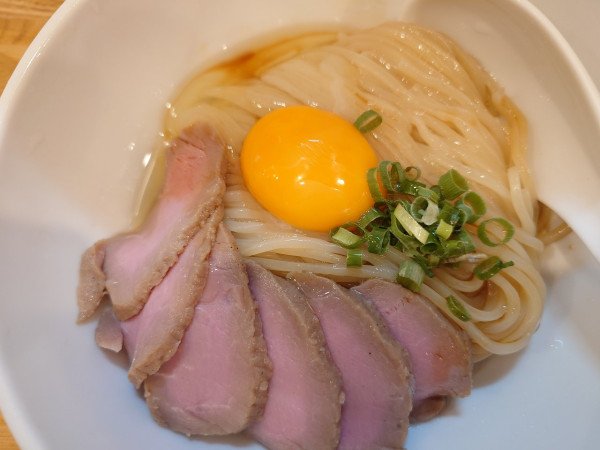 「冷たい豚フィレたまごかけめん」@ぬまちゃんラーメンの写真
