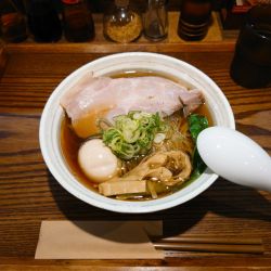 特製燻製 醤油ラーメン