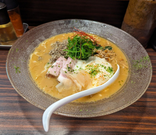 「とろニボ冷やし味噌ら〜麺」@らー麺 あけどやの写真