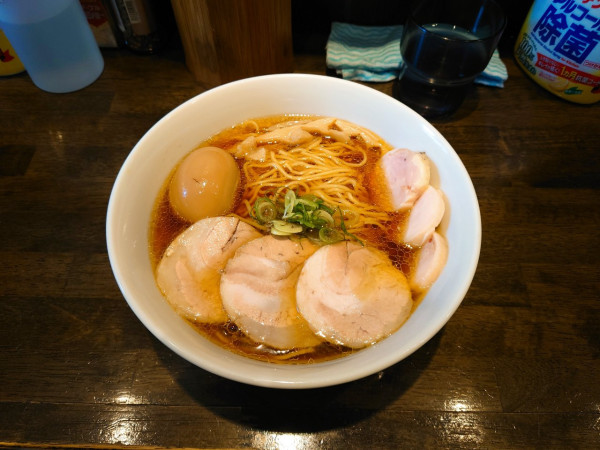 「醤油 味玉チャーシュー」@十人十色の写真