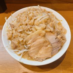 らーめん ニンニクヤサイマシアブラマシマシ