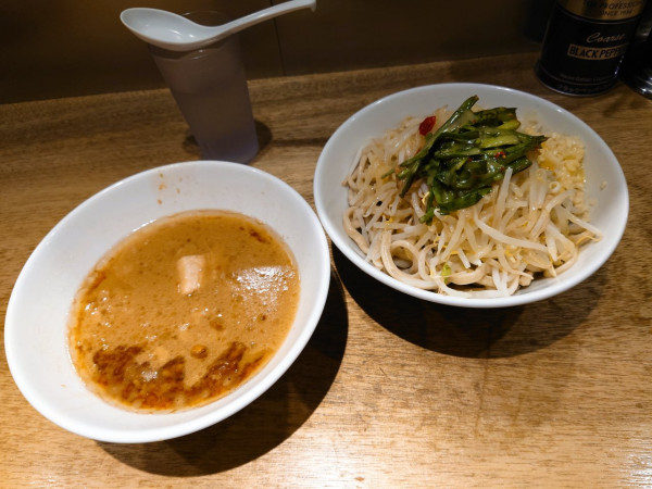 「えびラーメン(つけ変更)」@MEN YARD FIGHTの写真