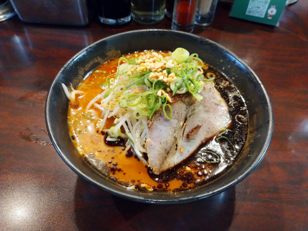 「辛味噌らーめん（920円）」@なんつッ亭 参 川崎店の写真