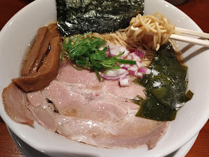 「中華そば(800)」@拉麺 伍年食堂の写真