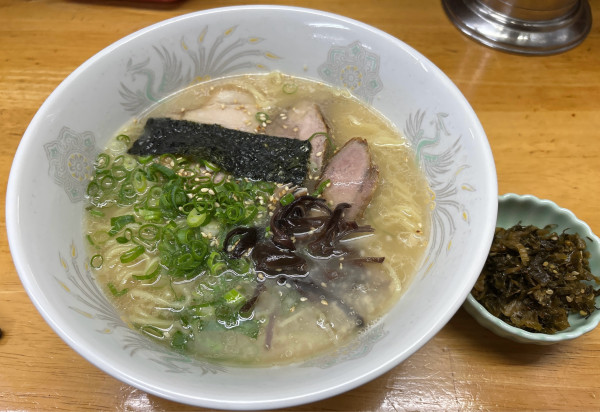 「ラーメン＋からし高菜＋替玉」@大晃ラーメンの写真