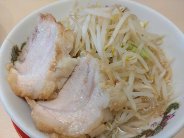 「ミニラーメン」@ガッツリラーメンいち豚 福島本店の写真