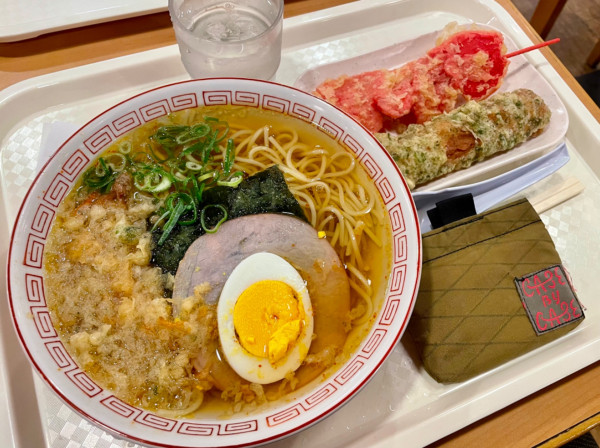 「ちく紅天中華」@つるまる 茨木店の写真