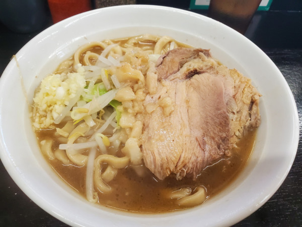 「国産豚ミニラーメン・200g・ニンニク・ヤサイ少なめ」@豚仙人 天王町店の写真
