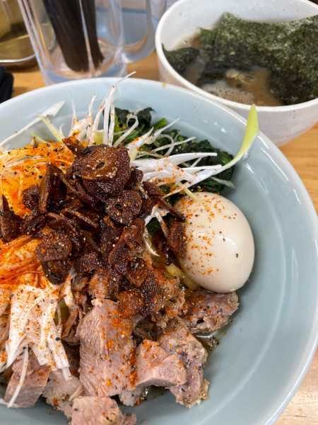 「冷やしにんにくまぜそば」@えんふく家の写真