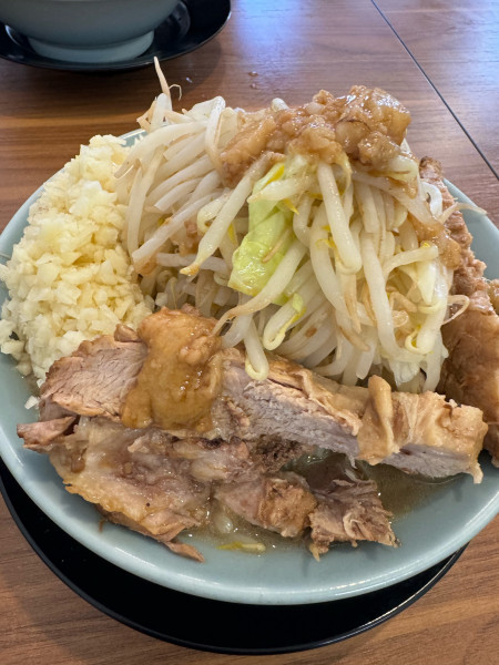 「ラーメン小マシマシ」@俺の生きる道 つくば店の写真