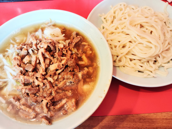「チャシューやさいつけそば（並盛）」@丸長 目白店の写真