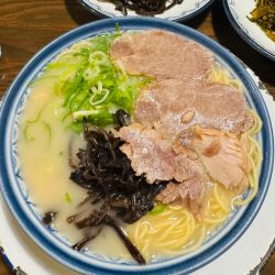 ラーメン　高菜＋きくらげトッピング