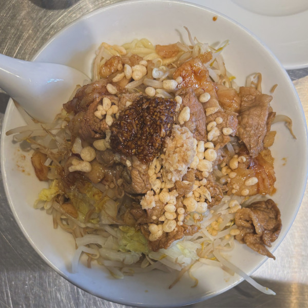 「油そば(和牛80g)」@麺ハチイチ／81 NOODLE BARの写真