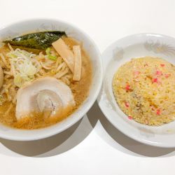 札幌味噌ラーメン(味玉トッピング)
