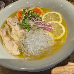 冷製レモン塩中華蕎麦1000円【限定】