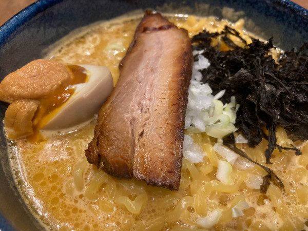 「ウニラーメンスタンダード(大)+礼文島バフンウニ」@uniRAの写真