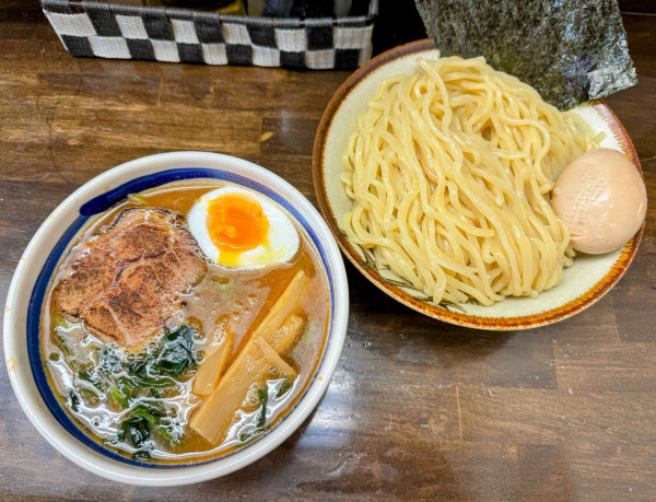「もりそば中盛+味付玉子Lサイズ」@大勝軒 川崎店の写真