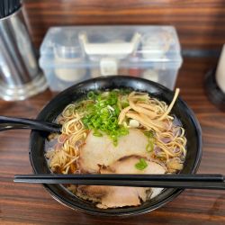 背脂醤油らーめん