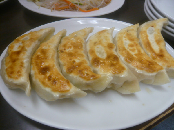 「ジャンボ餃子（6ヶ）」@ラーメン餃子専科 天下一の写真