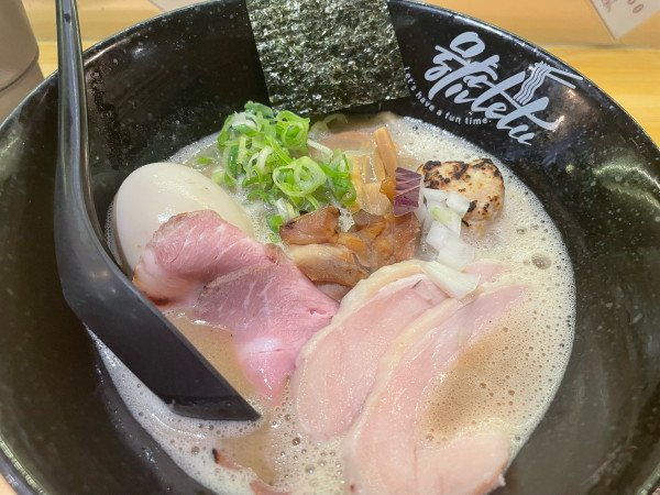 「贅沢　濃厚鶏SOBA」@麺屋 號tetuの写真