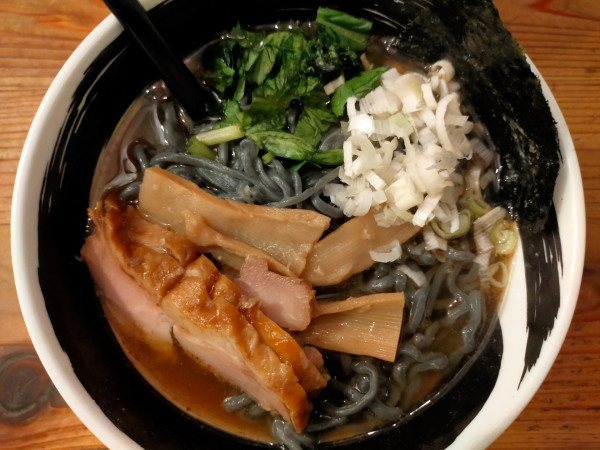 「醤そば790円(大盛無料)」@麺場 ハマトラの写真