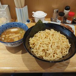 特製つけ麺大盛＋チャーシューほぐし丼