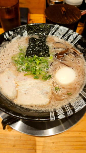 「味玉ラーメン1050円」@博多一双 新横浜ラーメン博物館店の写真