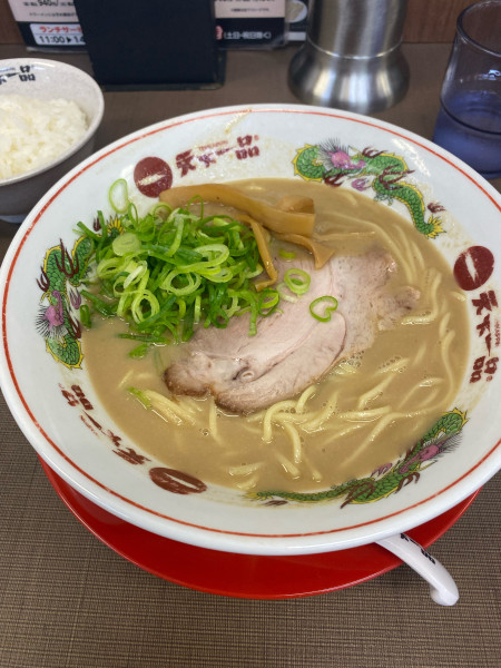 「サービスラーメン➕面固め」@天下一品 錦糸町店の写真