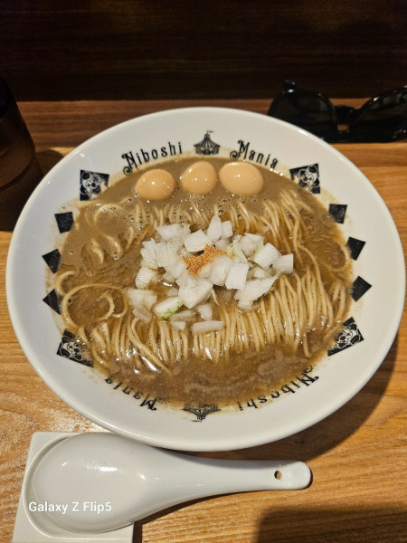 「キング・オブ・マニア・ニボプレッソ(マニアック煮干含二十種)」@NIBOSHIMANIAの写真