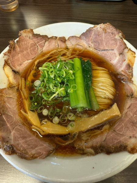 「ﾁｬｰｼｭｰ醤油そば」@花笑み中華そば かれんの写真